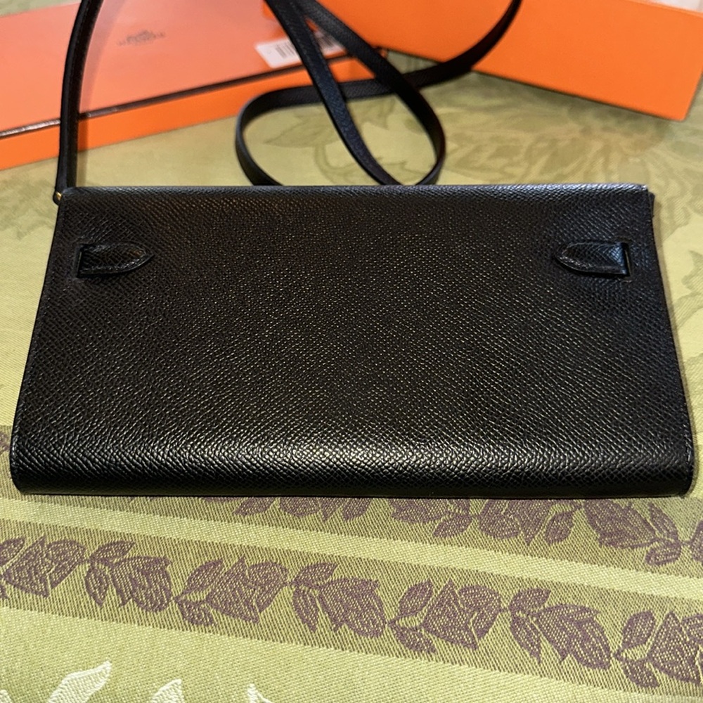 Hermes’ Kelly To Go - Picture 4 of 13
